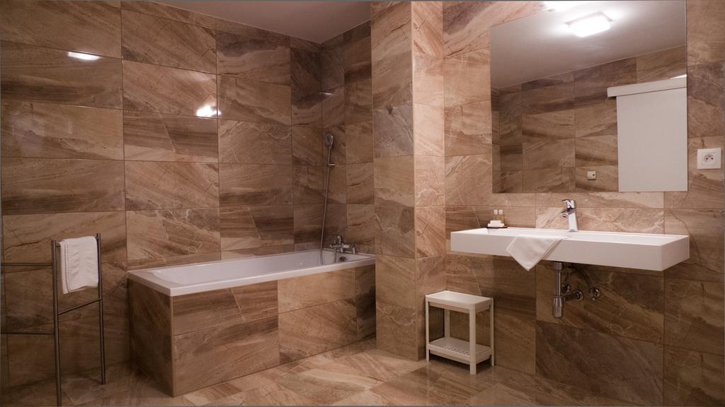 A7 Apartments Komárno Extérieur photo